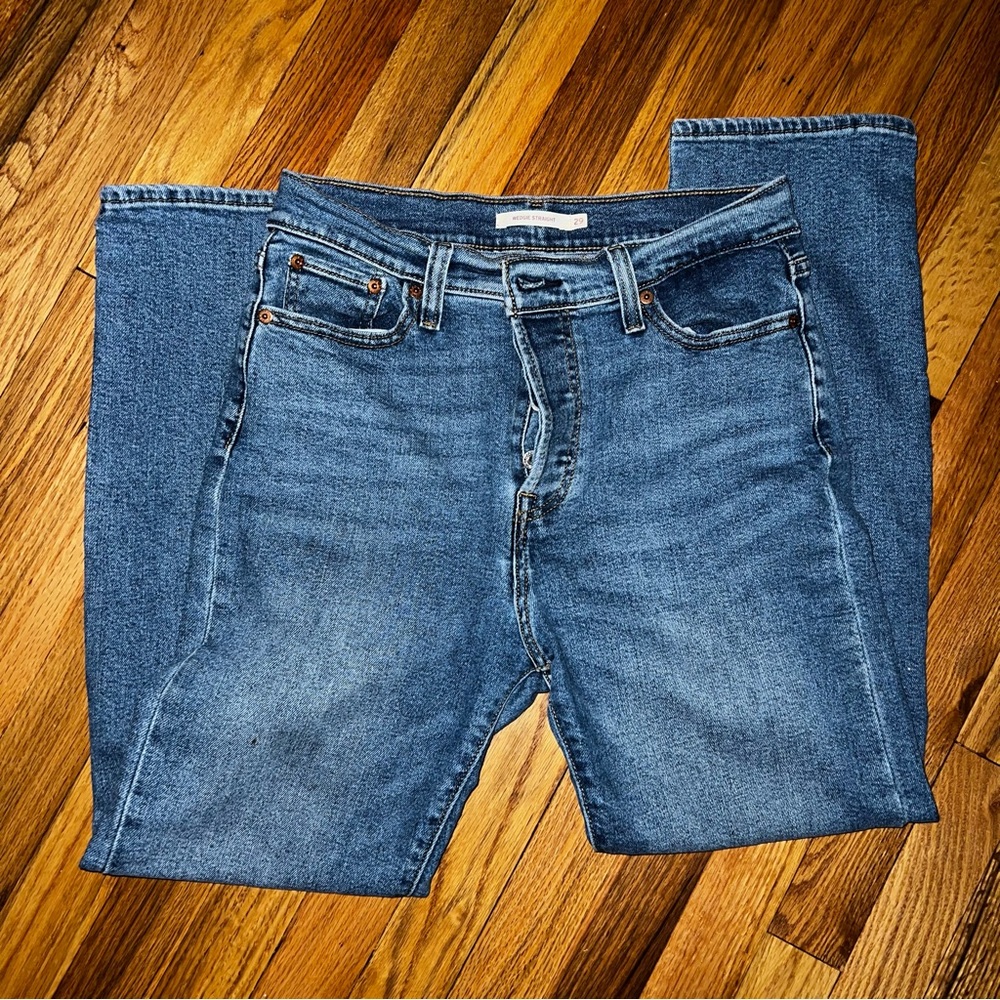 Levi's Wedgie Straight Jeans